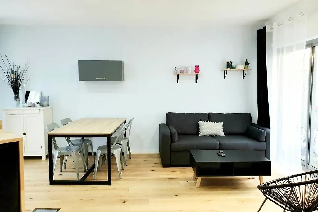 Nouveau-Appartement 39M2 Cosy- Centre Vannes 0*,  France
